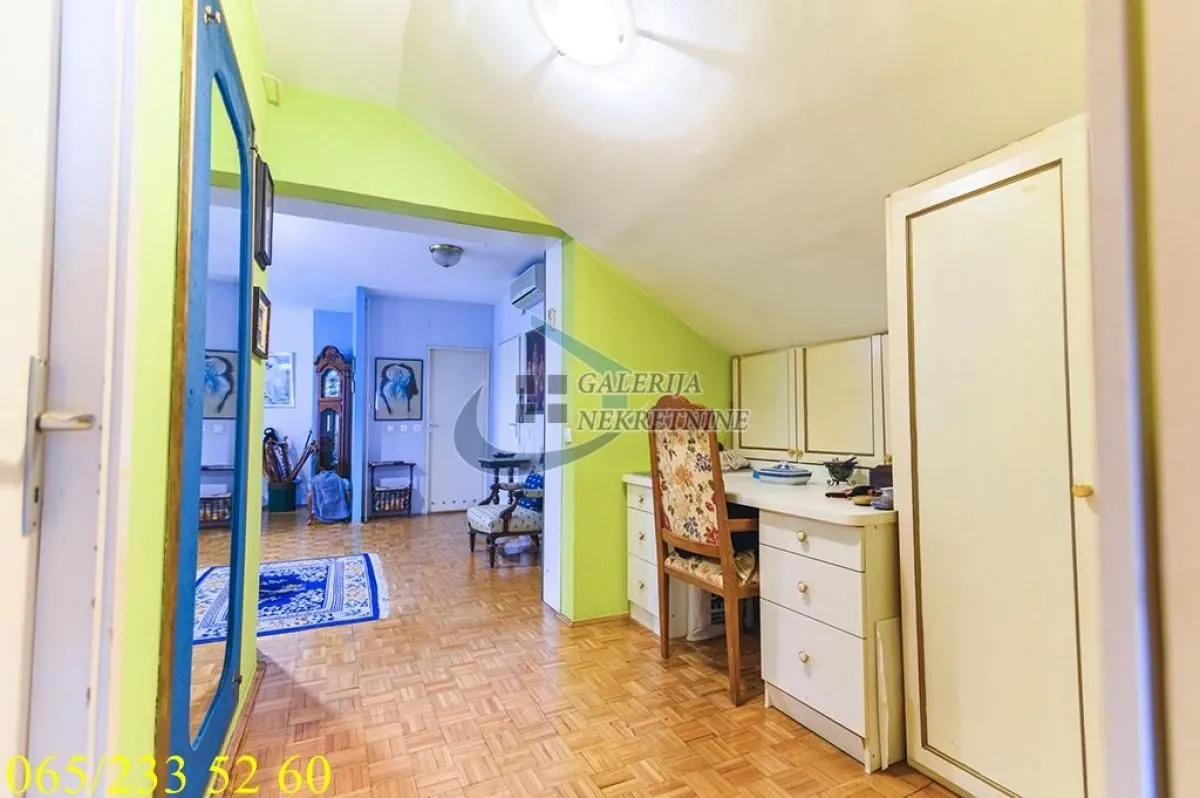 Prodaja, trosoban stan, 86m², Novi Beograd Blok 71, Novi Beograd Sve Podlokacije