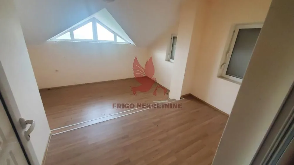 Sale, house, 400m², Mladenovac, Beograd