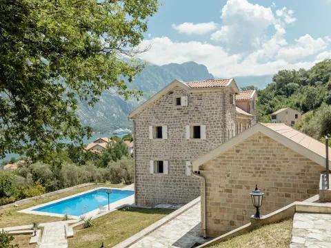 Sale, house, 800m², Prčanj, Kotor - image 7