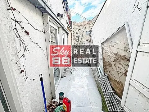 Sale, three bedroom apartment, 78m², Kalenić Pijaca, Vračar Sve Podlokacije - image 4