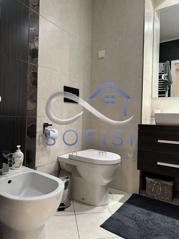 Prodaja, četvorosoban stan, 136m², Grbavica, Novi Sad Sve Podlokacije