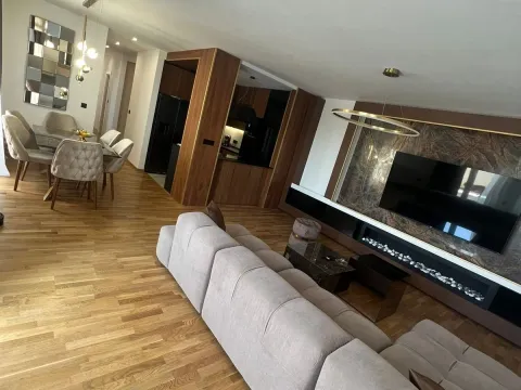 Prodaja, četvorosoban stan, 121m², Rakovica, Beograd - image 9