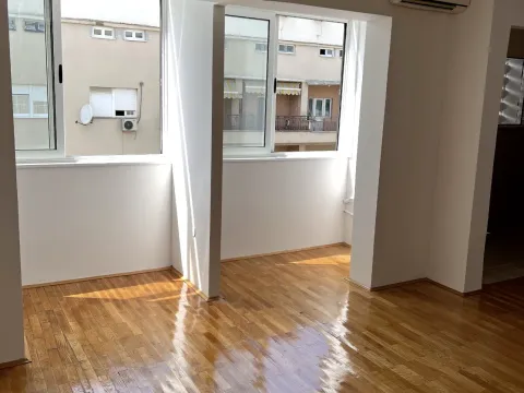 Prodaja, jednosoban stan, 36m², Centar, Podgorica - image 3