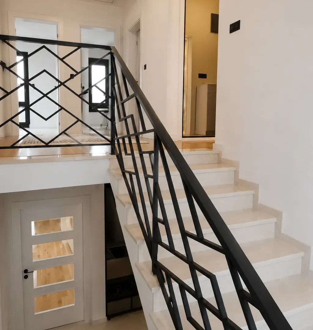 Rent, house, 180m², Gornja Gorica, Podgorica