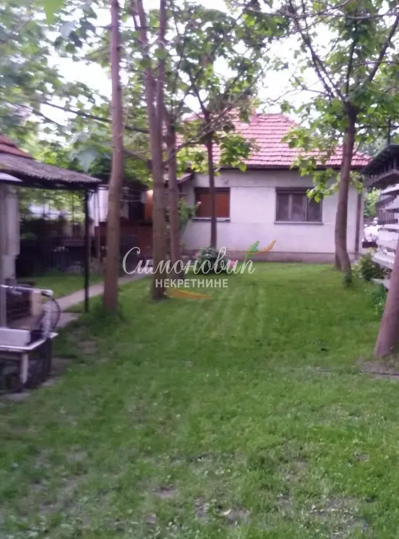 Sale, house, 77m², Borča 1, Borča Sve Podlokacije