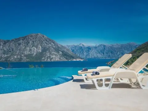 Prodaja, dvosoban stan, 84m², Morinj, Kotor - image 2