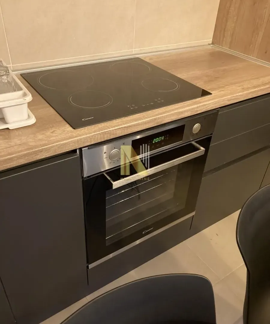 Izdavanje, trosoban stan, 57m², Kej, Novi Sad Sve Podlokacije