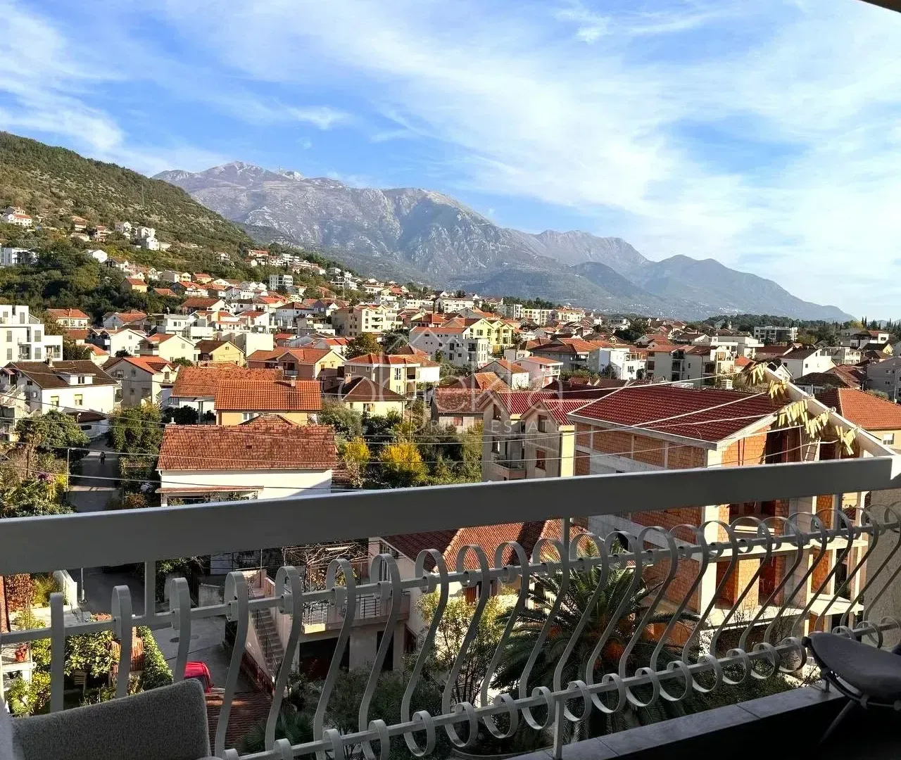 Sale, apartment, 68m², Tivat, Crna Gora