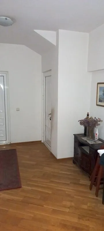 Prodaja, kuća, 770m², Voždovac Sve Podlokacije, Beograd