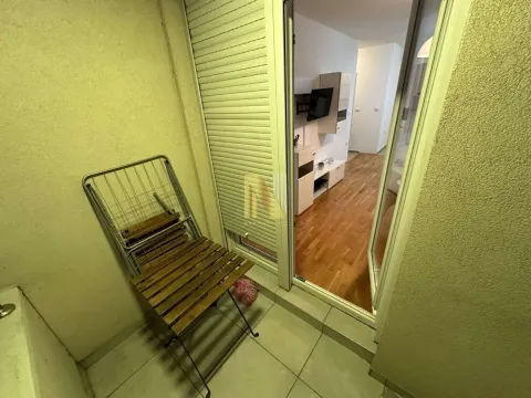 Izdavanje, dvosoban stan, 55m², Nova Detelinara, Novi Sad Sve Podlokacije - image 9