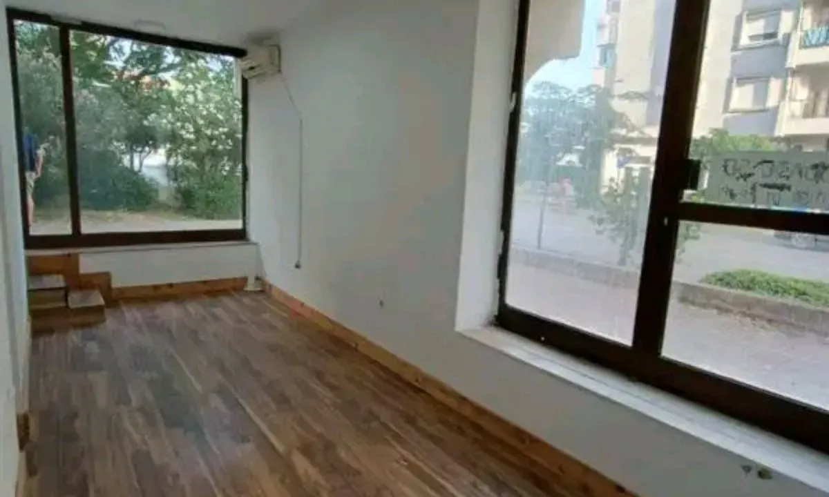 Prodaja, poslovni prostor, 32m², Bar, Crna Gora