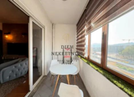 Prodaja, jednosoban stan, 50m², City Kvart, Podgorica - image 9