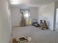 Prodaja, trosoban stan, 66m², Resnik, Beograd - image 1