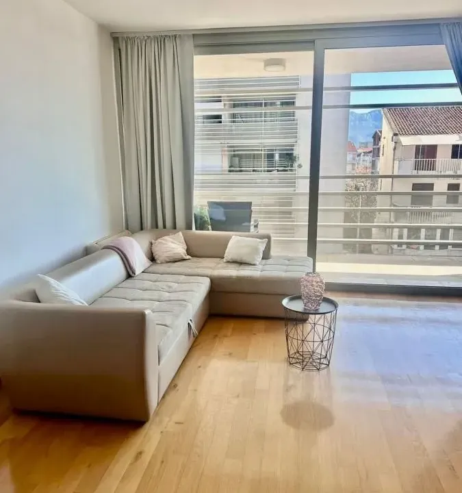 Prodaja, dvosoban stan, 85m², Budva, Crna Gora