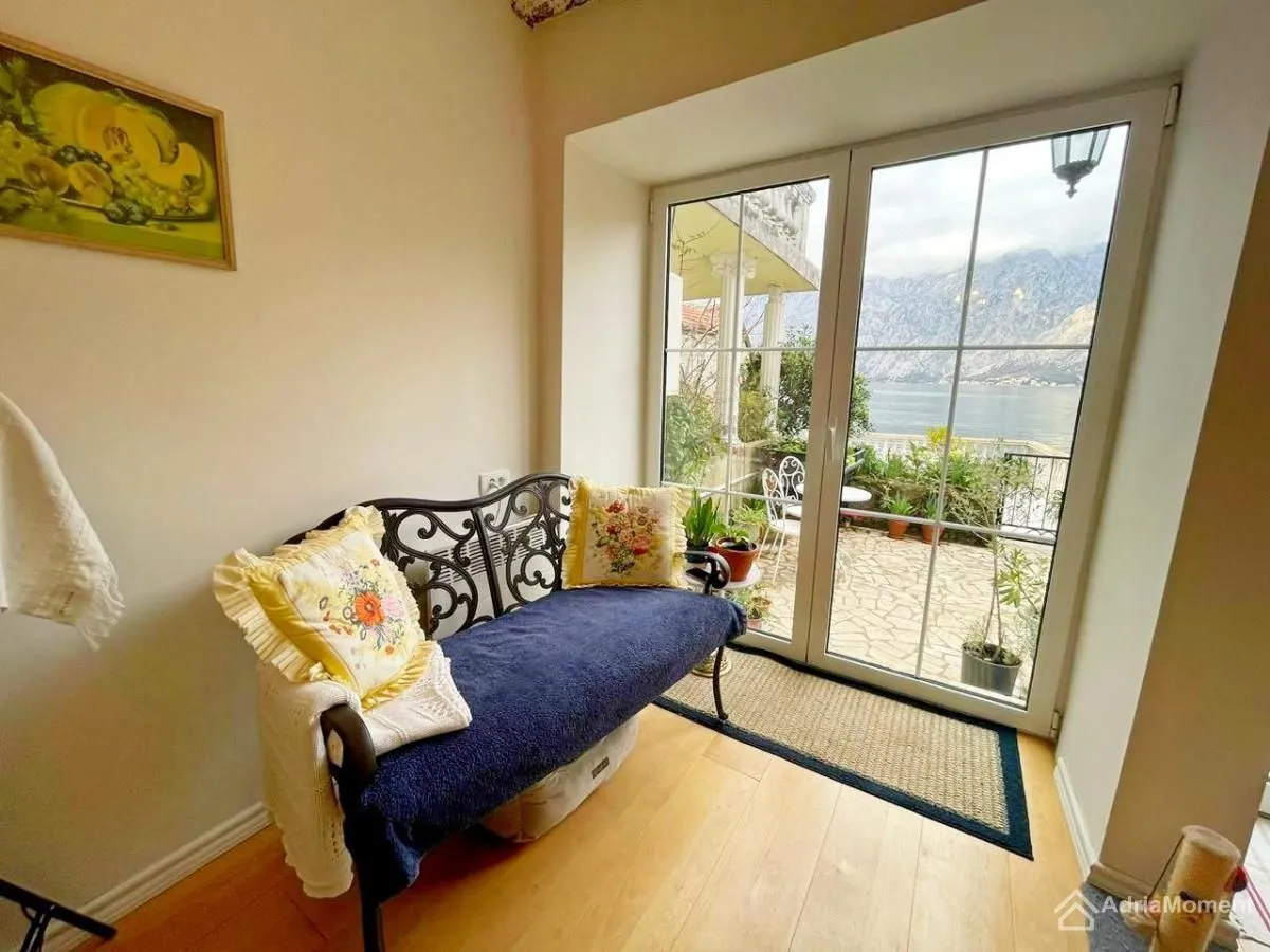 Prodaja, kuća, 120m², Prčanj, Kotor