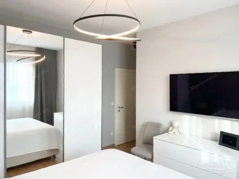 Sale, two bedroom apartment, 81m², Bečići, Budva - image 9