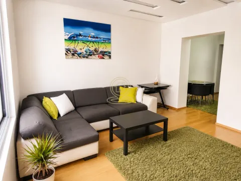 Rent, two bedroom apartment, 45m², Stari Grad, Beograd - image 2