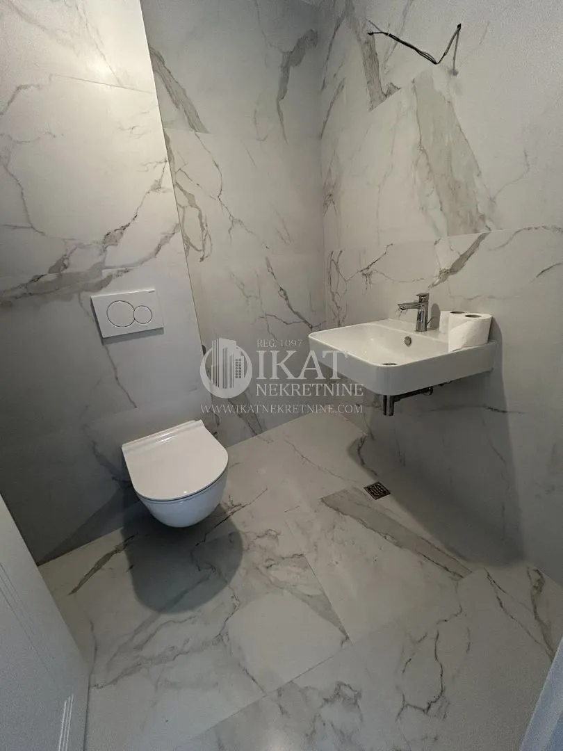 Sale, three bedroom apartment, 71m², Čubura, Beograd