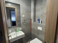 Izdavanje, dvosoban stan, 69m², Master Kvart, Podgorica - image 5