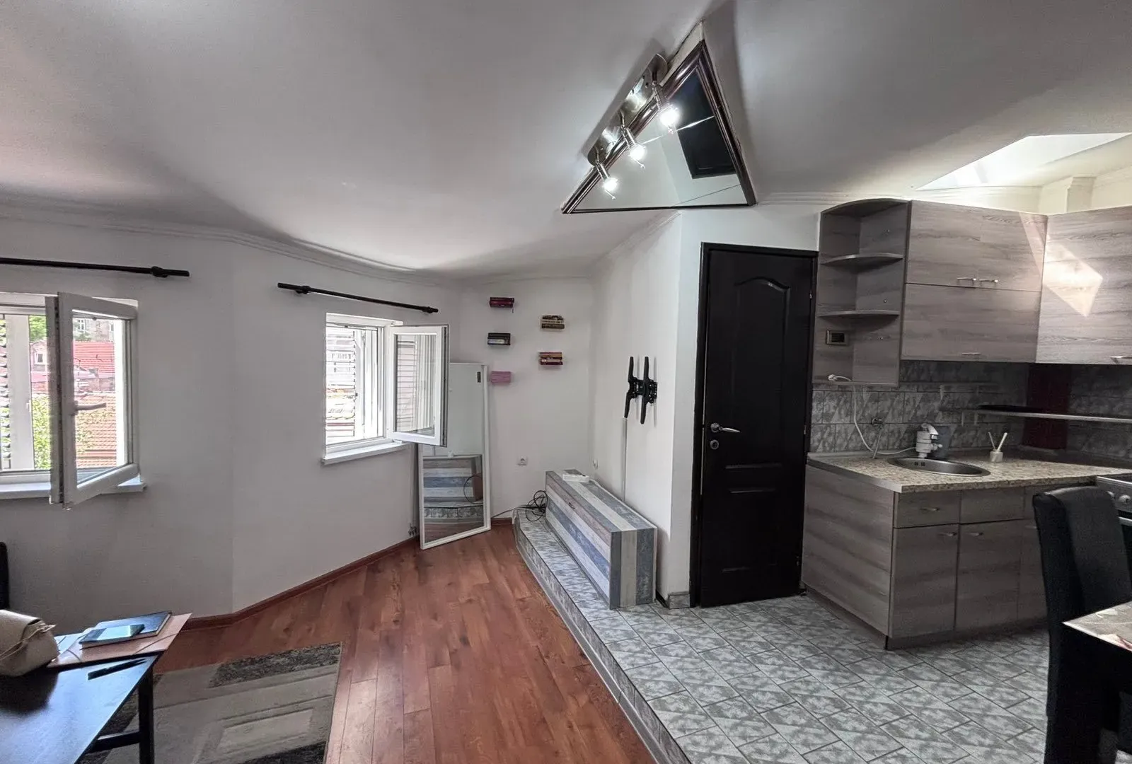 Prodaja, dvosoban stan, 46m², Stari Grad, Beograd