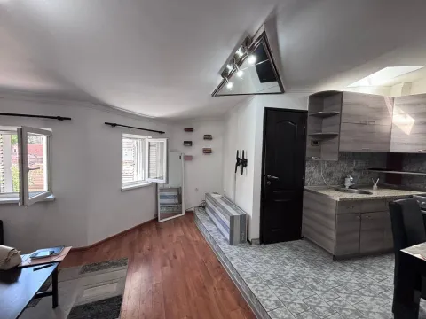 Sale, two bedroom apartment, 46m², Stari Grad, Beograd - image 2