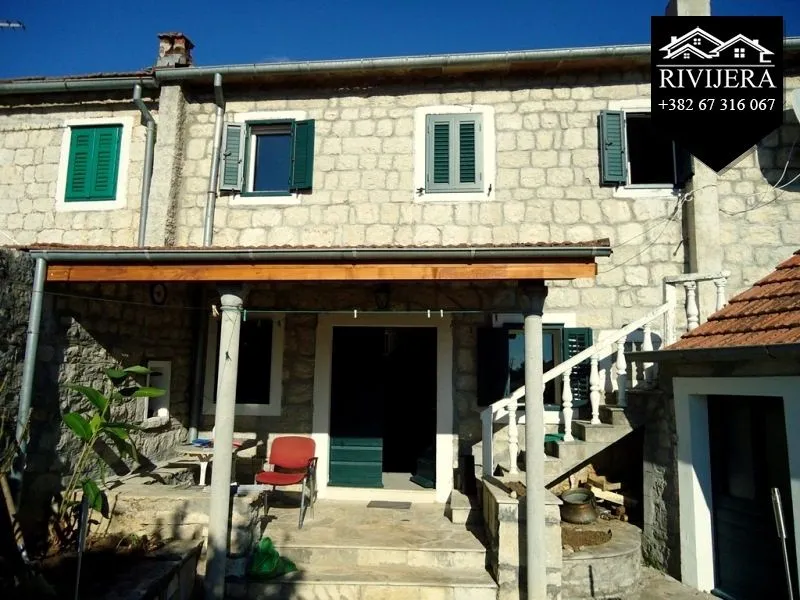 Prodaja, kuća, 260m², Podi, Herceg Novi