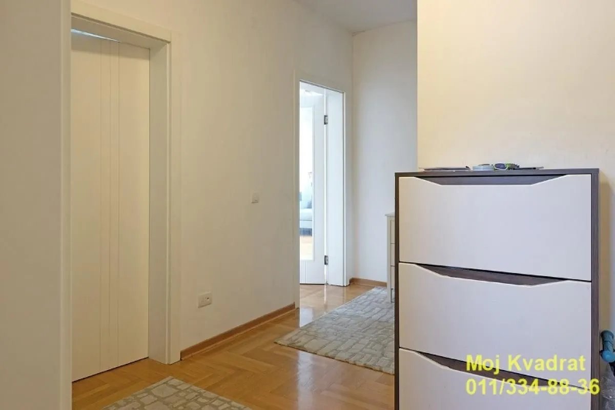 Sale, two bedroom apartment, 68m², Vračar Hram, Vračar Sve Podlokacije