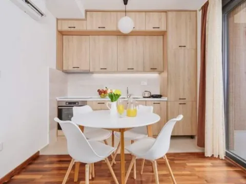 Sale, one bedroom apartment, 50m², Sveta Vrača, Kotor - image 3