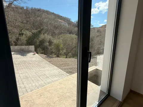 Sale, studio apartment, 26m², Pržno, Budva - image 5