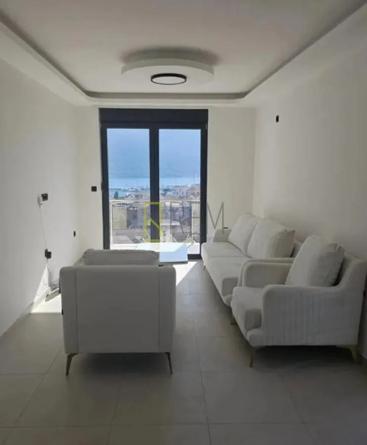 Prodaja, jednosoban stan, 45m², Đenovići, Herceg Novi