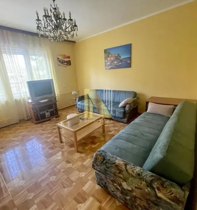 Izdavanje, dvosoban stan, 62m², Podbara, Novi Sad Sve Podlokacije
