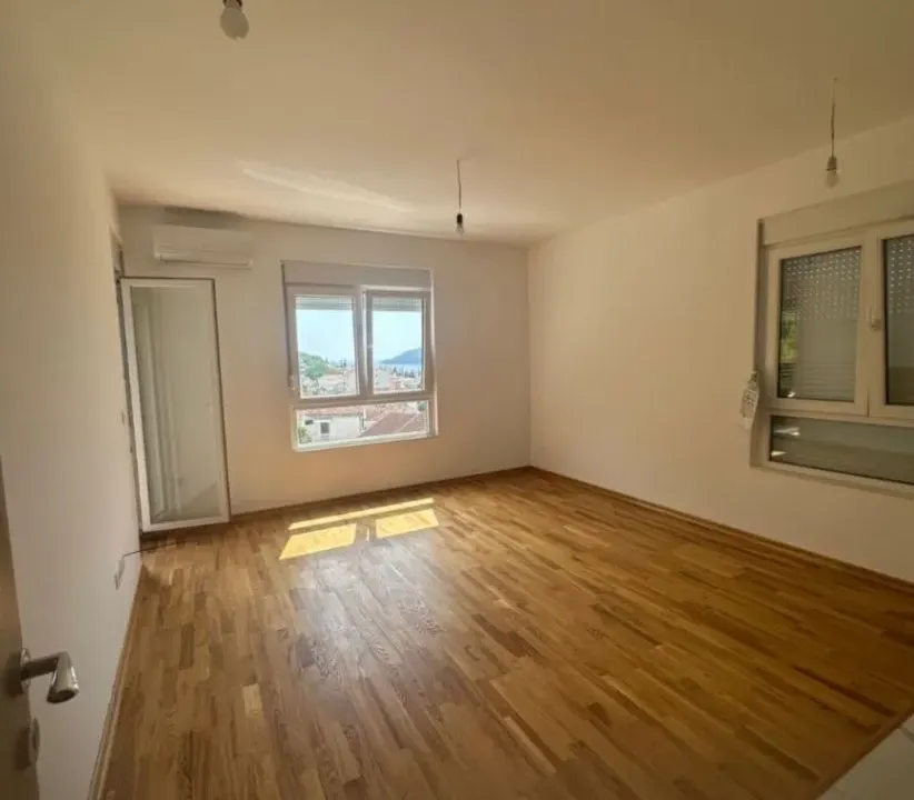 Sale, one bedroom apartment, 43m², Podkošljun, Budva