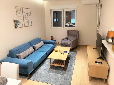 Izdavanje, jednosoban stan, 43m², City Kvart, Podgorica - image 9