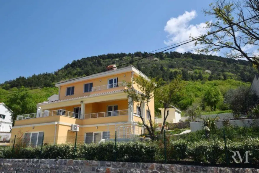 Prodaja, kuća, 192m², Dub, Kotor