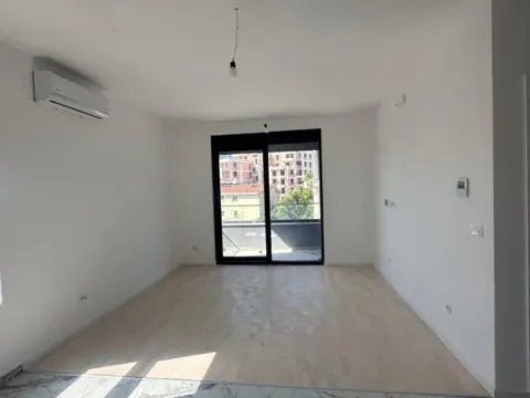 Prodaja, jednosoban stan, 47m², Bar, Crna Gora - image 3