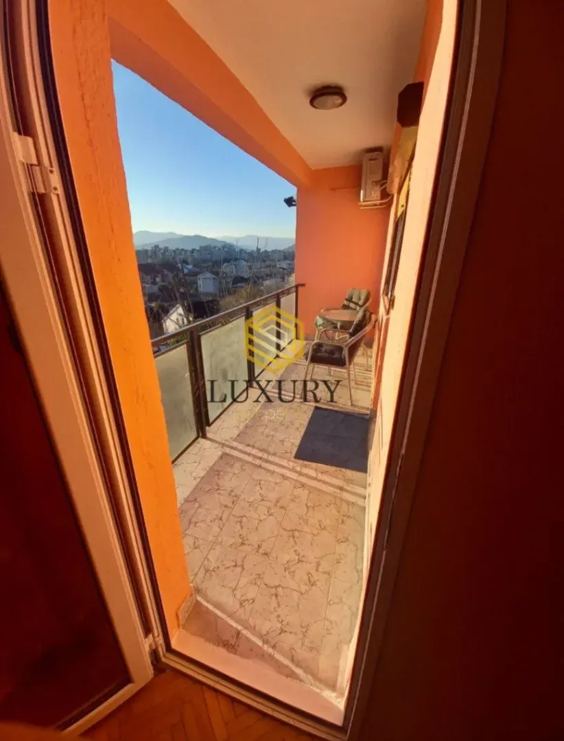 Rent, three bedroom apartment, 850m², Nova Dalmatinska, Podgorica