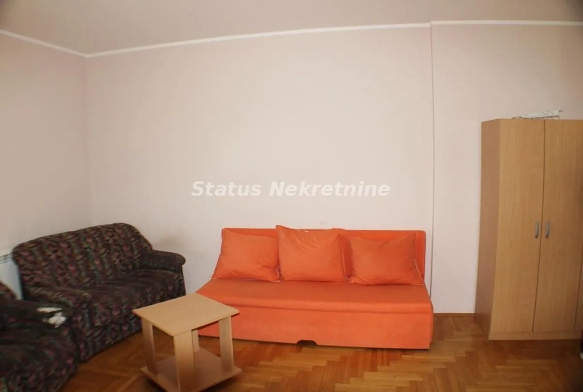 Prodaja, garsonjera, 29m², Grbavica, Novi Sad Sve Podlokacije