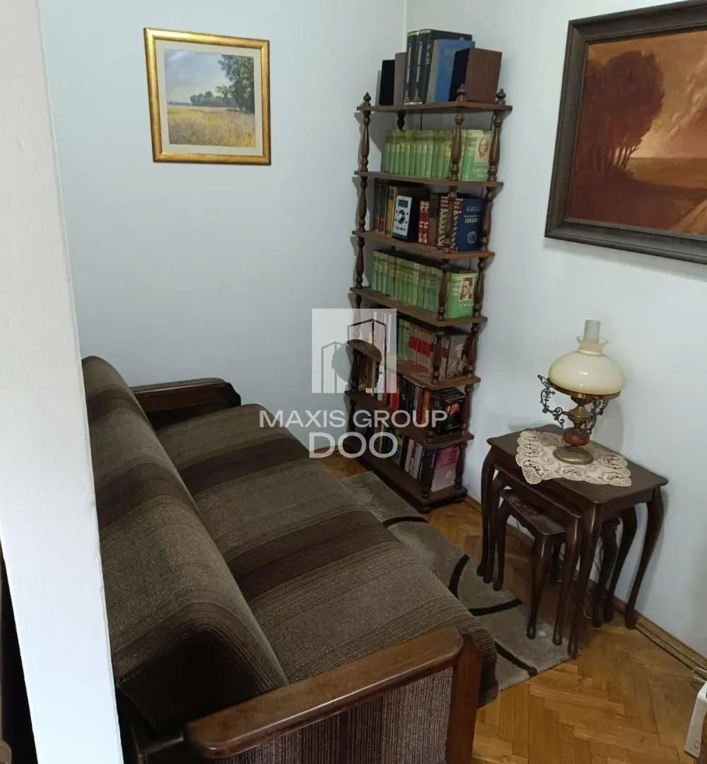 Izdavanje, trosoban stan, 60m², Palata Pravde, Beograd