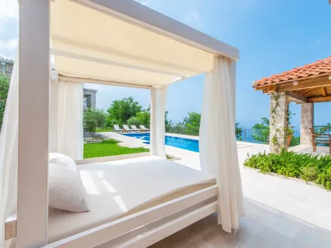 Rent, house, 350m², Budva, Crna Gora - image 16