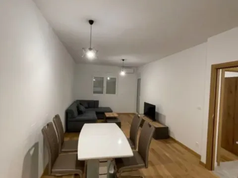 Izdavanje, jednosoban stan, 58m², New City, Podgorica - image 7