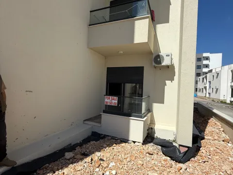 Sale, one bedroom apartment, 48m², Velika Plaža, Ulcinj - image 12