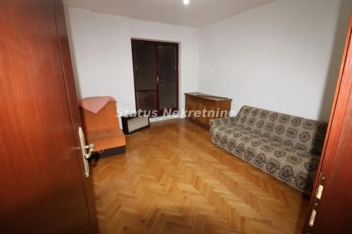 Prodaja, kuća, 420m², Temerin, Novi Sad