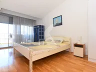 Prodaja, trosoban stan, 94m², 1 maj, Podgorica - image 9