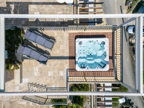 Prodaja, dvosoban stan, 265m², Bečići, Budva - image 2