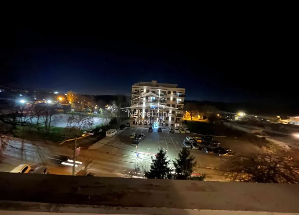 Izdavanje, dvosoban stan, 49m², Višnjica, Palilula Sve Podlokacije