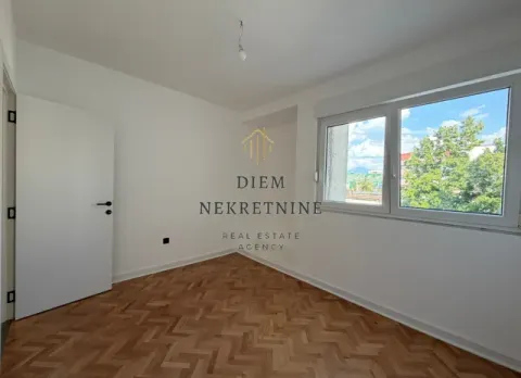 Prodaja, dvosoban stan, 72m², Pobrežje, Podgorica - image 3