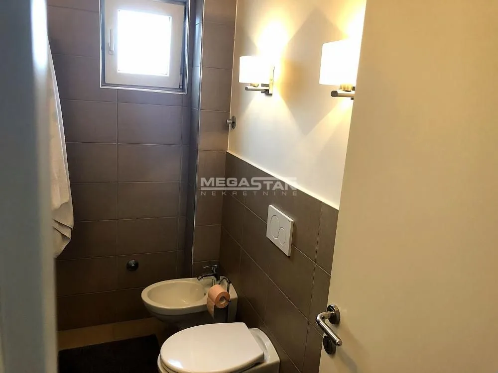 Sale, apartment, 119m², Zemun Gornji Grad, Zemun Sve Podlokacije