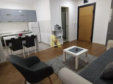 Izdavanje, garsonjera, 26m², Bulevar Oslobodjenja, Novi Sad Sve Podlokacije - image 5