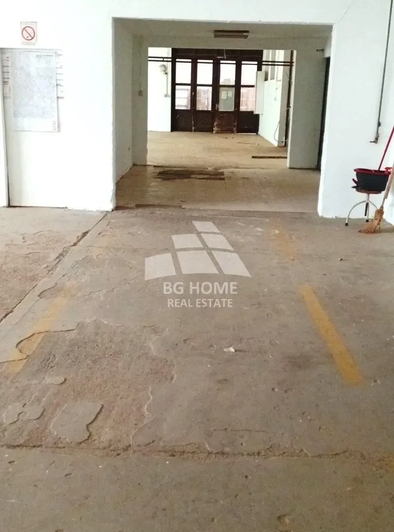 Rent, office space, 1400m², Zemun Centar, Zemun Sve Podlokacije