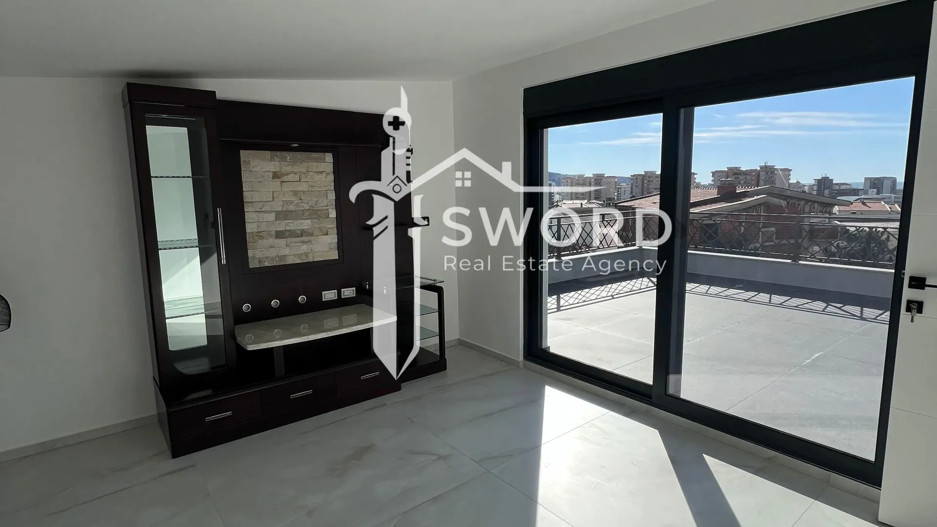 Sale, house, 350m², Bjeliši, Bar